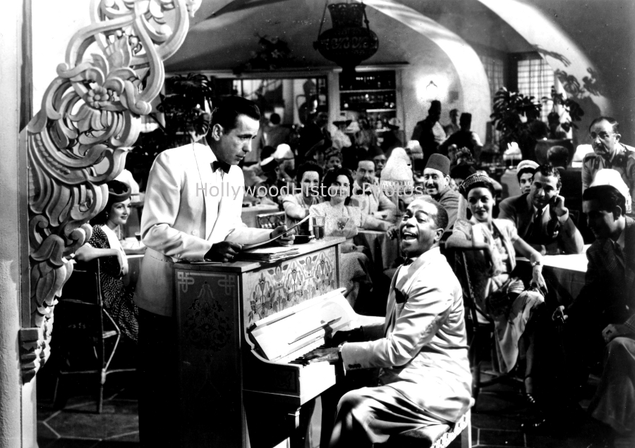 Casablanca 1942  Humphrey Bogart Dooley Wilson WM.jpg